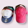 Gorras de distintos diseños, colores y marcas