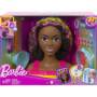 Cabeza de Estilismo Deluxe de Barbie con Accesorios de Color y Cabello Rizado Arcoíris Castaño.