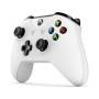 Microsoft Xbox One S 500GB, 4K Ultra HD White con paquete de auriculares del kit de limpieza de axtion de los pernos com